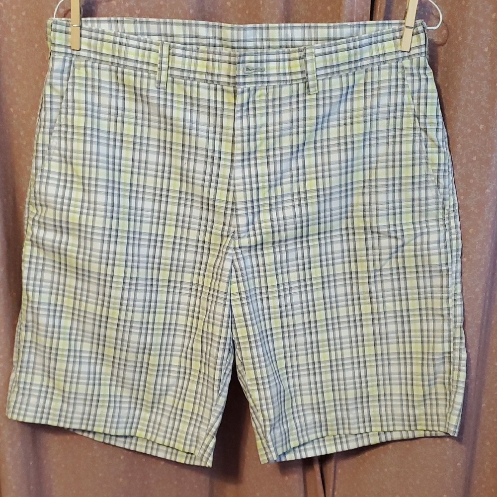 PGA Tour Yellow and Gray Plaid Men's Shorts